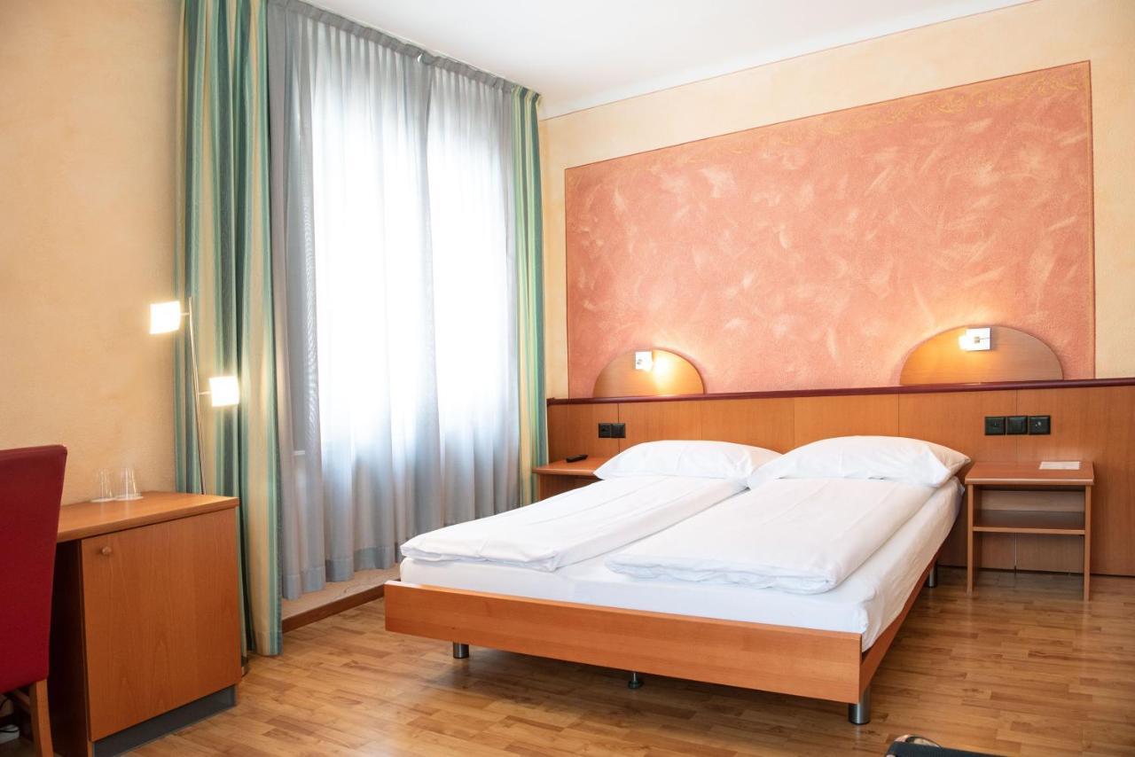 Hotel Al Giardinetto Biasca Exteriér fotografie